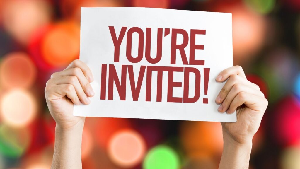 How can you create invitation cards using your mobile phone?