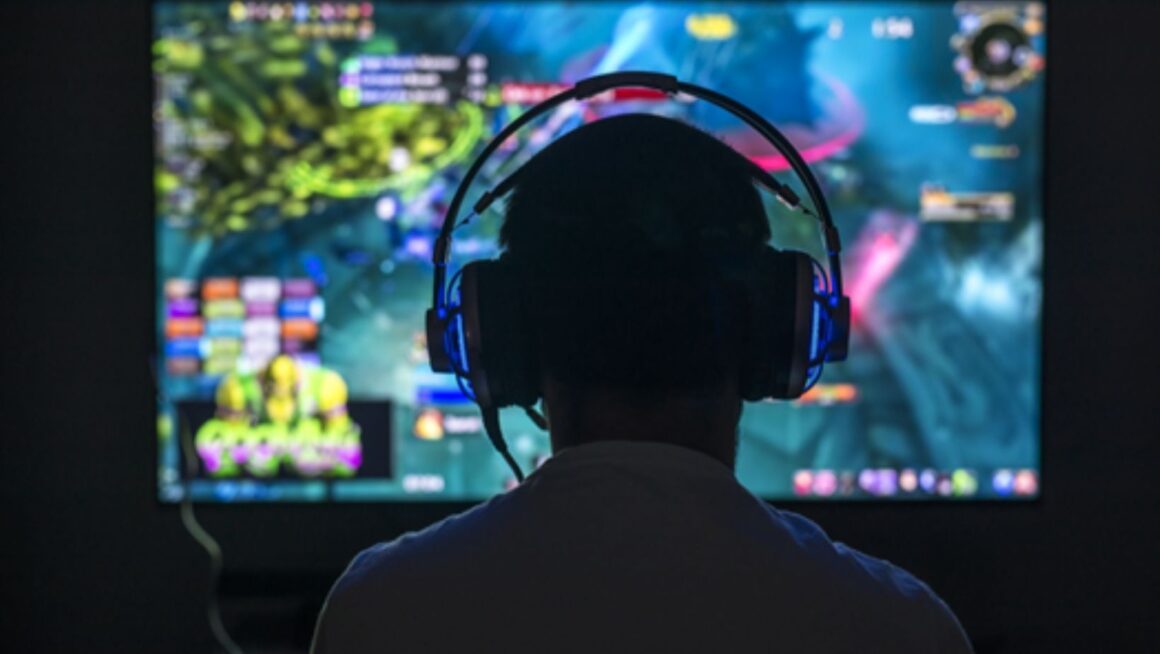 Compelling online gaming trends to try this fall