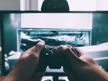How Gaming Can Keep Your Brain Active