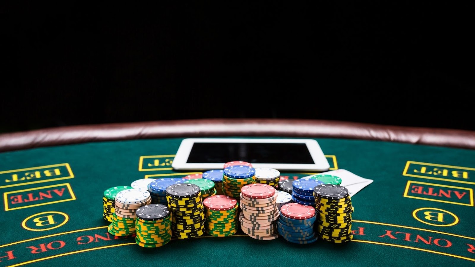 What To Consider Before Playing Online Casino Games