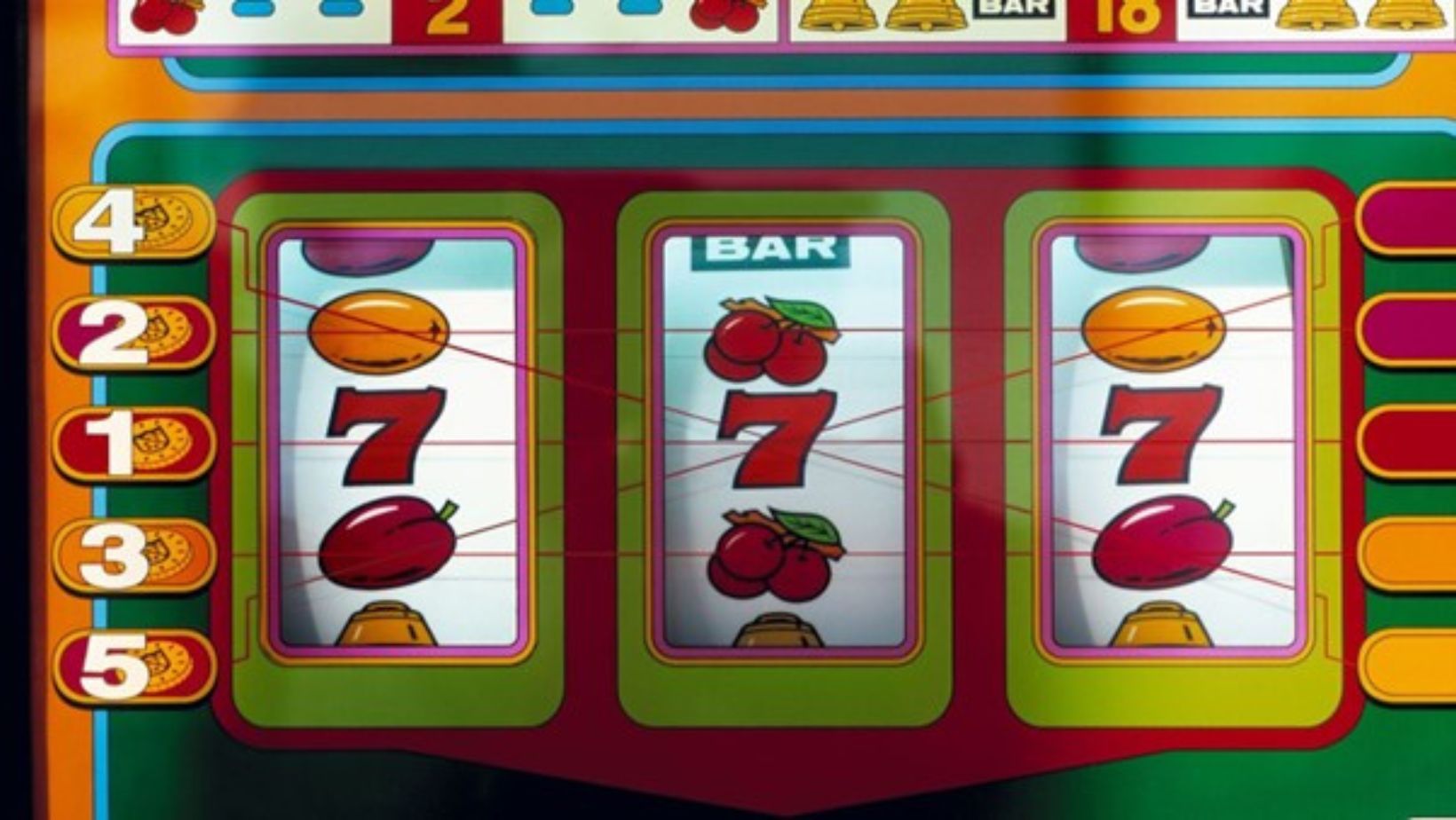Simple Tips on How You Can Win Money Playing Online Slot Games