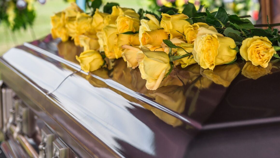 travis alexander funeral open casket