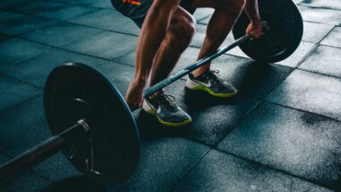 what size bar should i use for a deadlift?