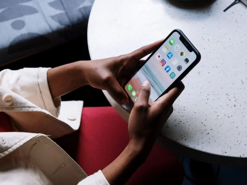 How to View Your Mail Password on iPhone?