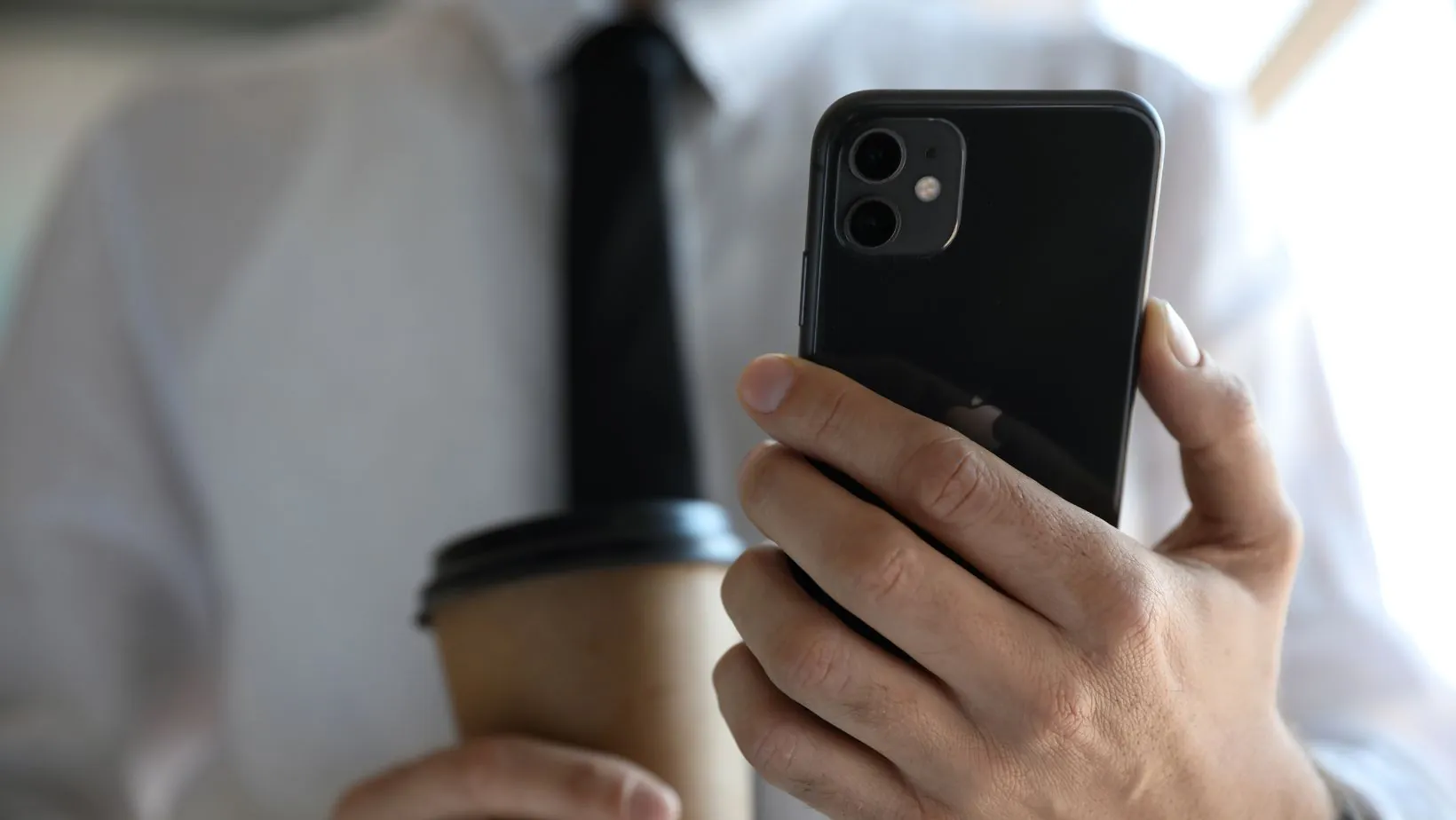 How to Use the Ruler App on Your iPhone