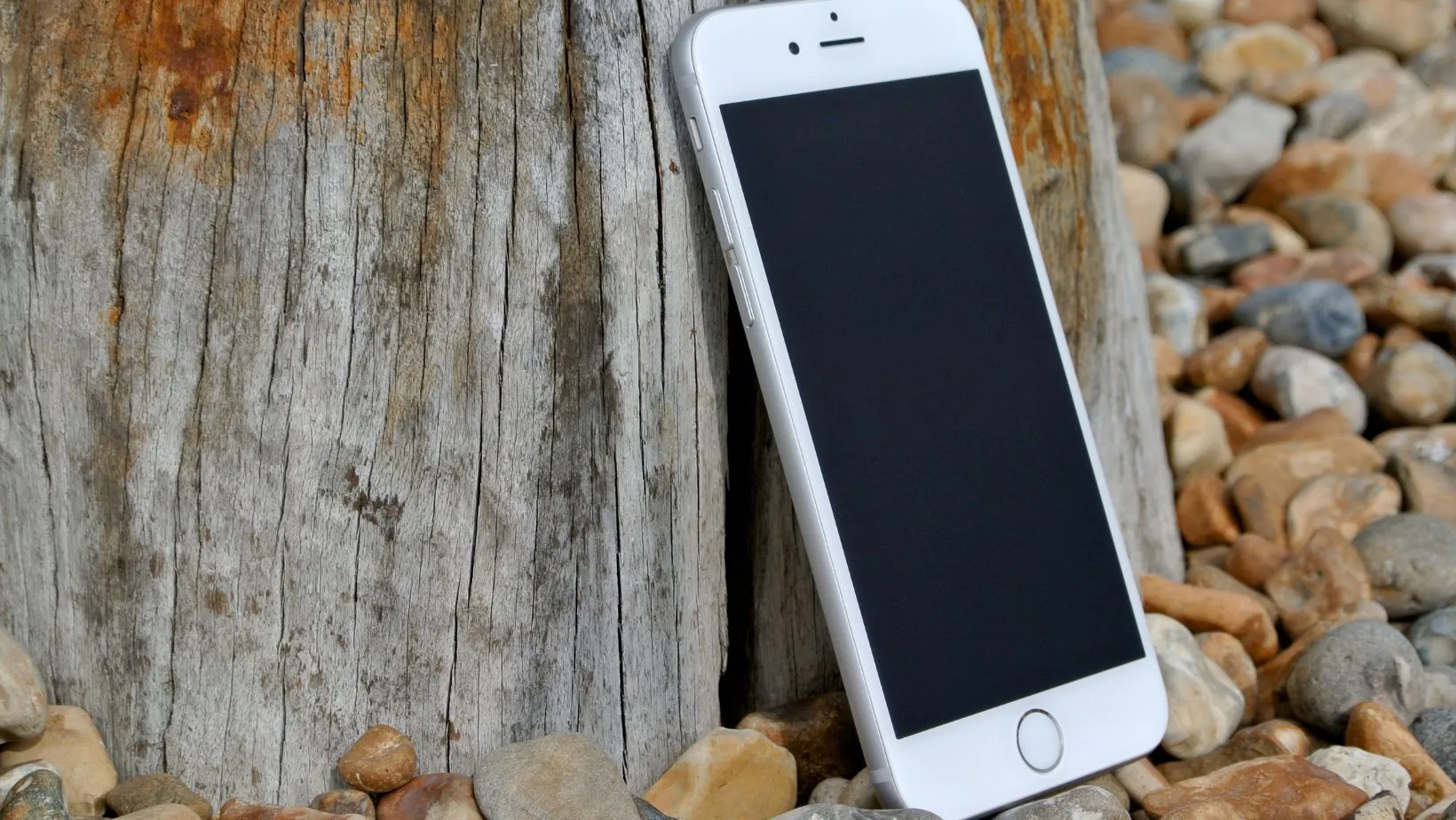 How to Hard Reset an Iphone 4s When it is Disabled