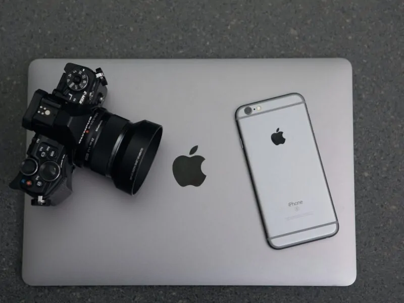 How to Turn Off the Annoying Orange Dot on Your iPhone When Calling