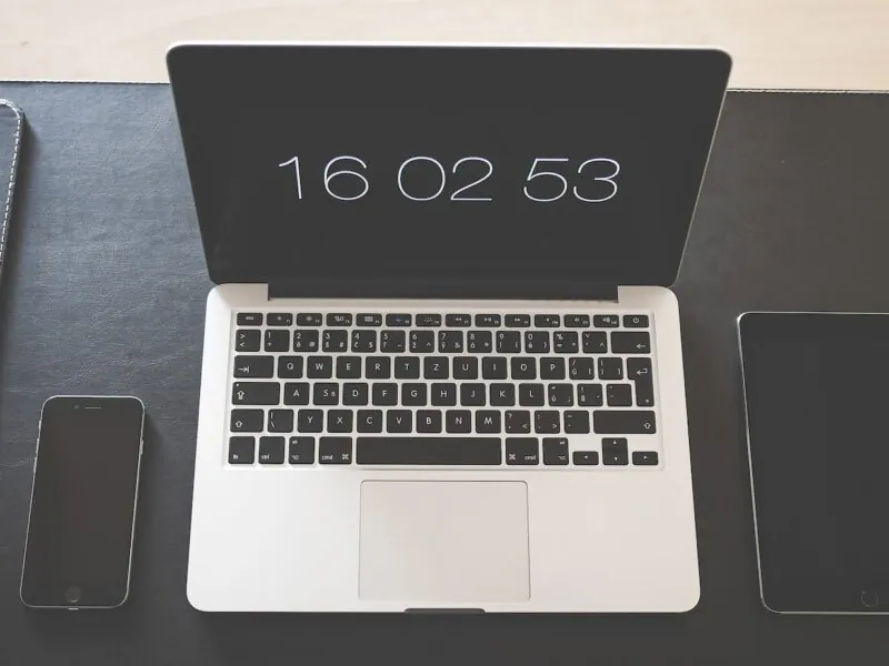How To Change Your Lock Screen Name On Macbook Pro