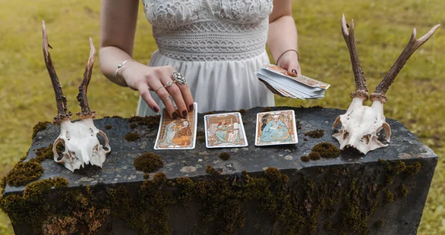 yes / no tarot reading - astrology.com