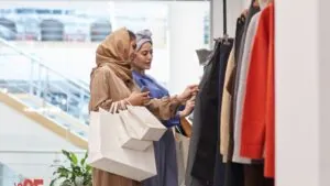 model baju pesta simple elegan 2022